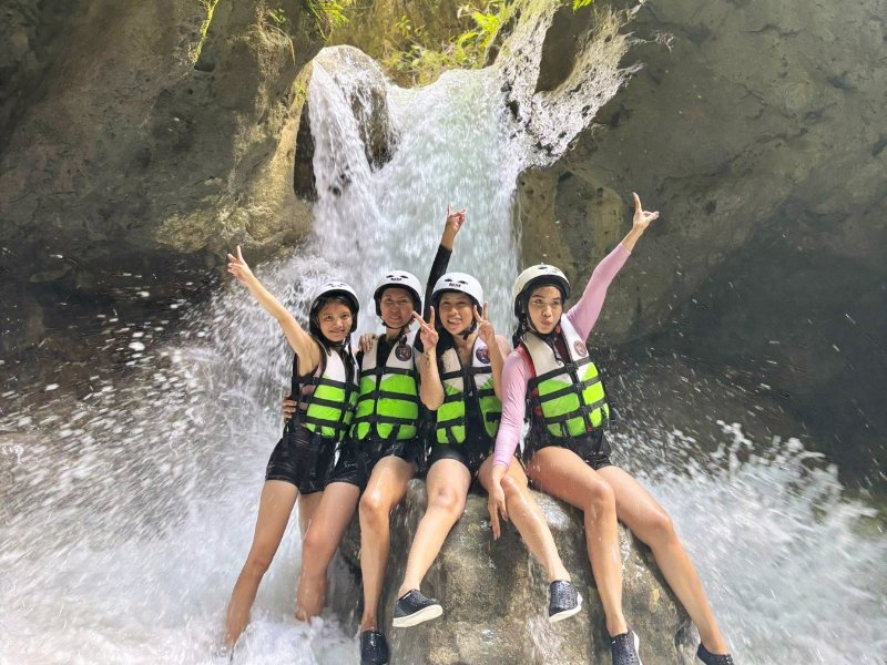 Exclusive Kawasan Canyoneering Adventure Badian